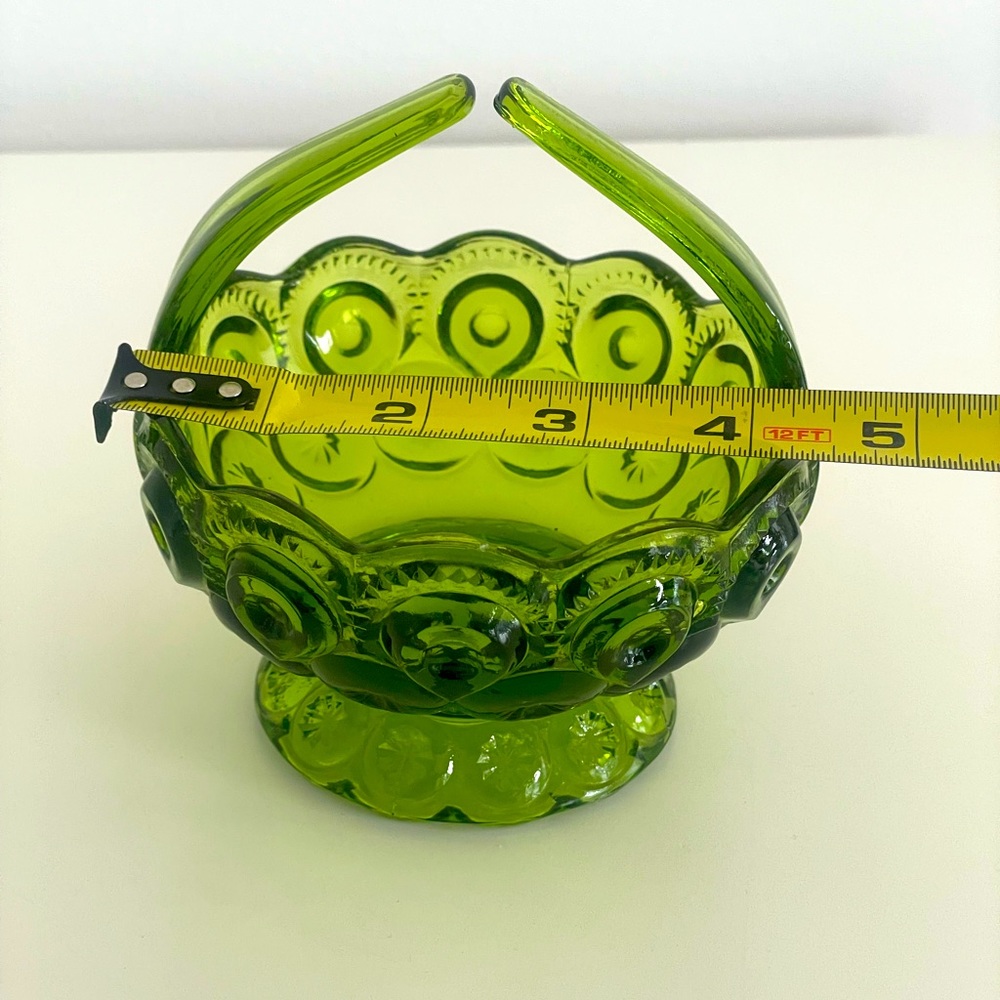 LE Smith green moon and stars glass basket